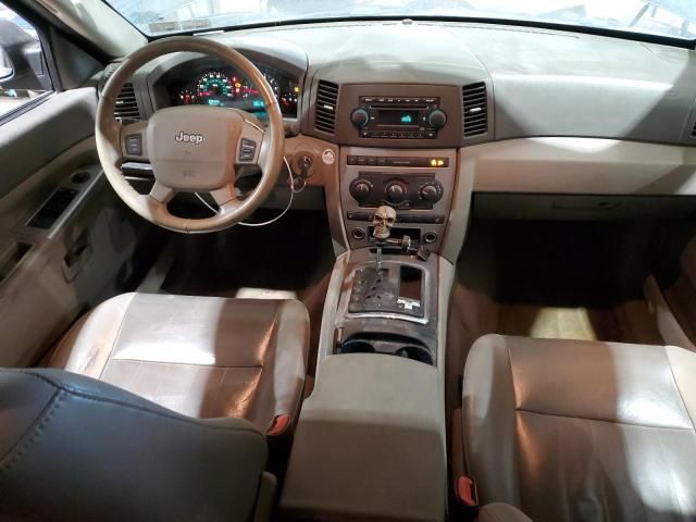 2005 Jeep Grand Cherokee Laredo