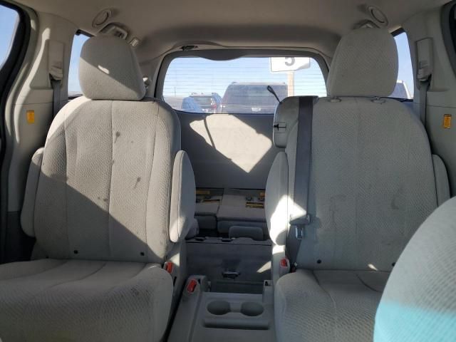 2012 Toyota Sienna LE