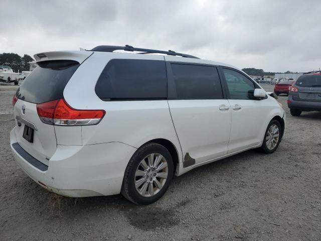 2011 Toyota Sienna XLE