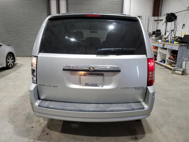 2010 Chrysler Town & Country Touring