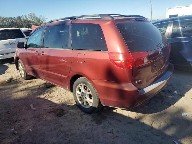 2006 Toyota Sienna XLE