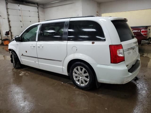 2016 Chrysler Town & Country Touring