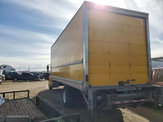 2018 International 4000 4300