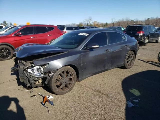 2010 Nissan Maxima S