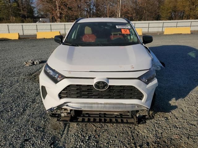 2021 Toyota Rav4 LE