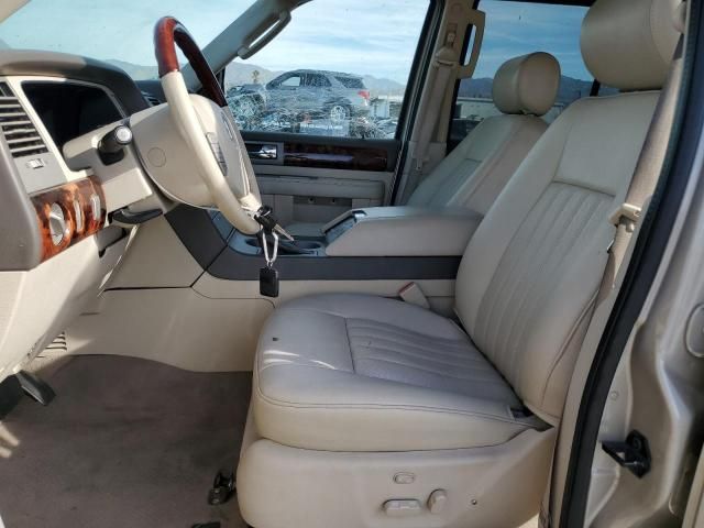 2004 Lincoln Navigator