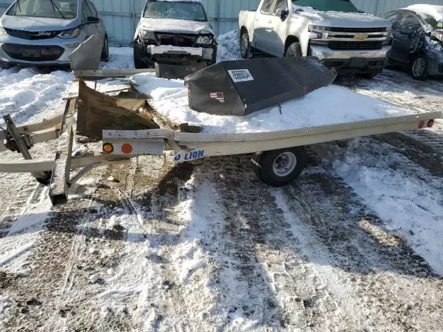 2000 Snowbear Trailer