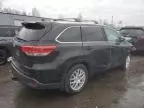 2017 Toyota Highlander SE