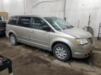 2009 Chrysler Town & Country LX