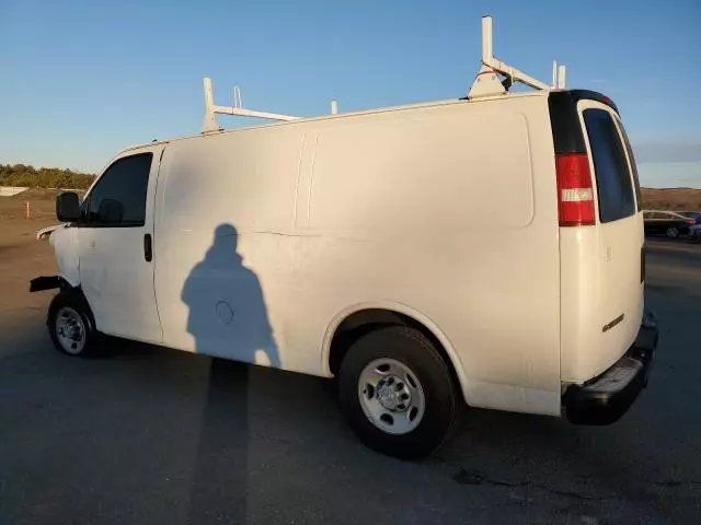 2017 Chevrolet Express G2500