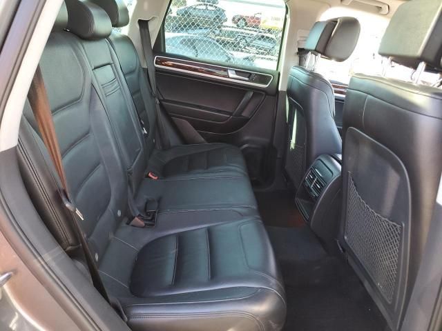 2012 Volkswagen Touareg V6 TDI