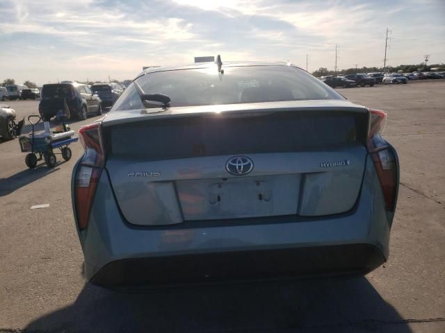 2016 Toyota Prius