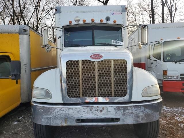 2013 Peterbilt 337