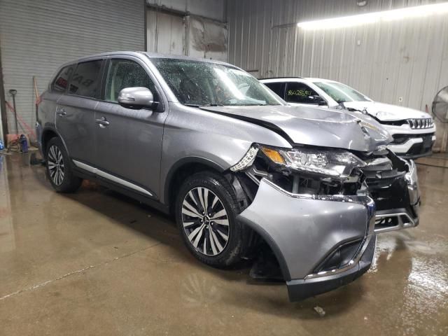 2019 Mitsubishi Outlander SE