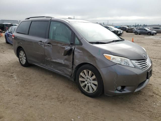 2014 Toyota Sienna XLE