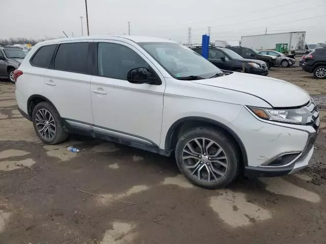 2016 Mitsubishi Outlander SE