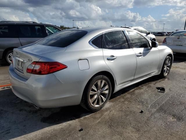 2014 Infiniti Q70 3.7