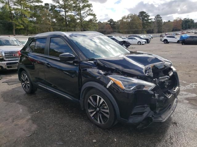 2020 Nissan Kicks SR