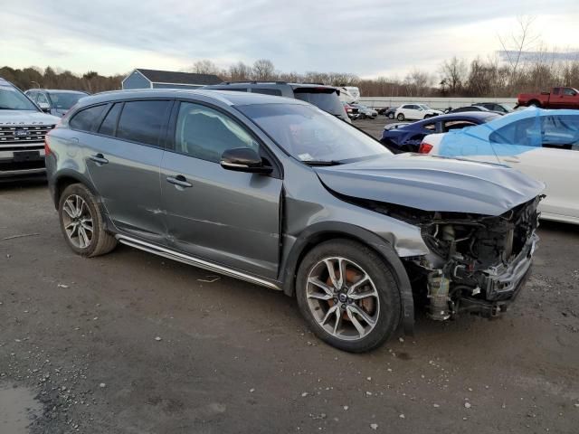 2016 Volvo V60 Cross Country Premier