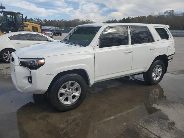 2022 Toyota 4runner SR5