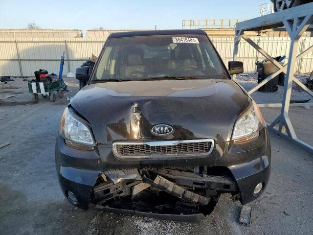 2011 KIA Soul +