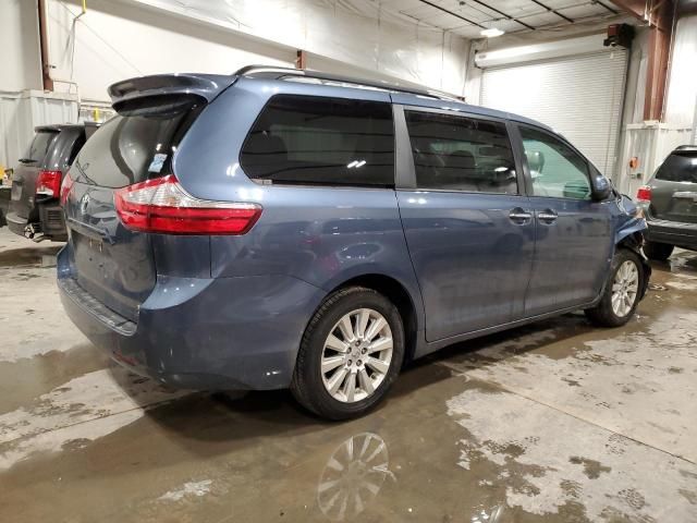 2015 Toyota Sienna XLE