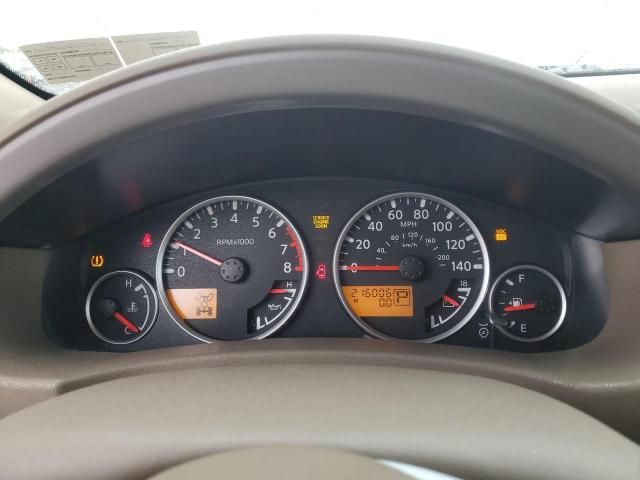 2005 Nissan Pathfinder LE