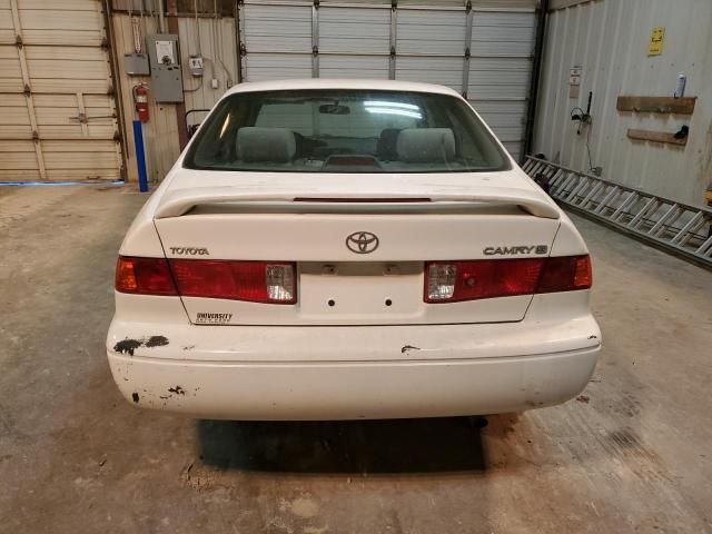 2000 Toyota Camry CE