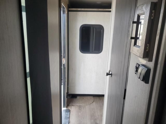 2021 Coachmen Freedom EX