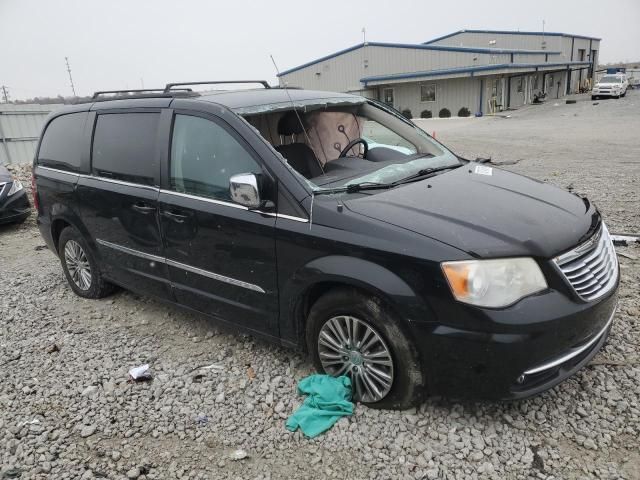 2013 Chrysler Town & Country Touring L