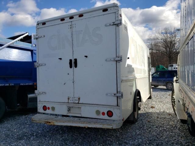 2001 Freightliner Chassis M Line WALK-IN Van