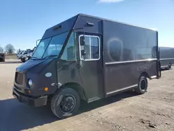 Salvage trucks for sale at Columbus, OH auction: 2009 Freightliner Chassis M Line WALK-IN Van