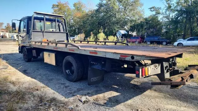 2007 Nissan Diesel UD2300