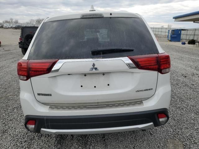 2017 Mitsubishi Outlander ES