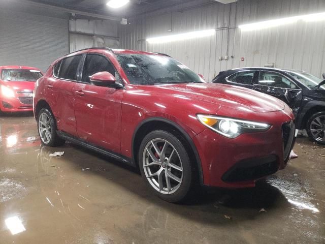 2018 Alfa Romeo Stelvio TI Sport