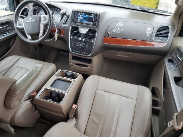 2015 Chrysler Town & Country Touring