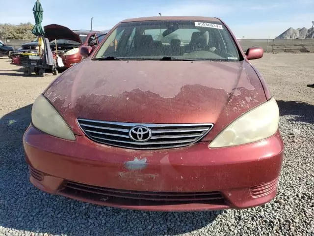 2005 Toyota Camry LE