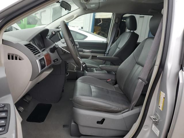 2008 Chrysler Town & Country Touring