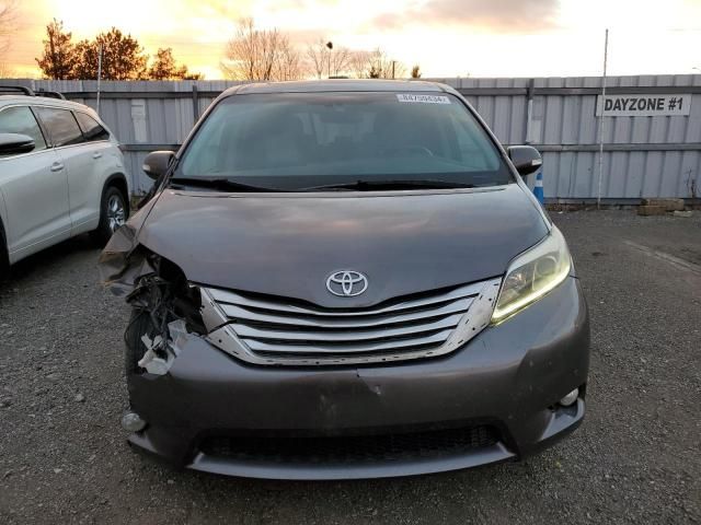 2015 Toyota Sienna XLE