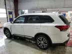 2016 Mitsubishi Outlander ES