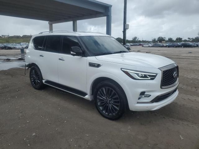 2022 Infiniti QX80 Luxe