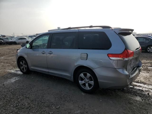 2012 Toyota Sienna LE