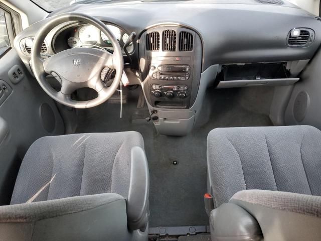 2005 Dodge Grand Caravan SE