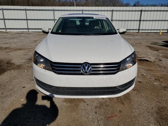 2014 Volkswagen Passat SE