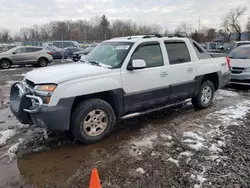 Salvage cars for sale from Copart Chicago: 2004 Chevrolet Avalanche K1500