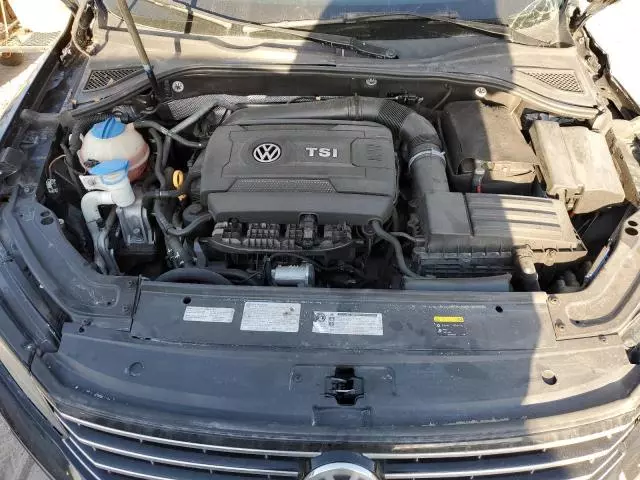 2017 Volkswagen Passat SE