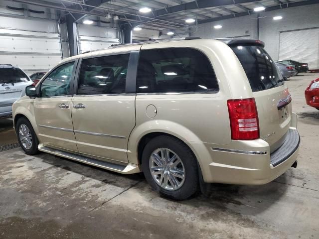 2010 Chrysler Town & Country Limited