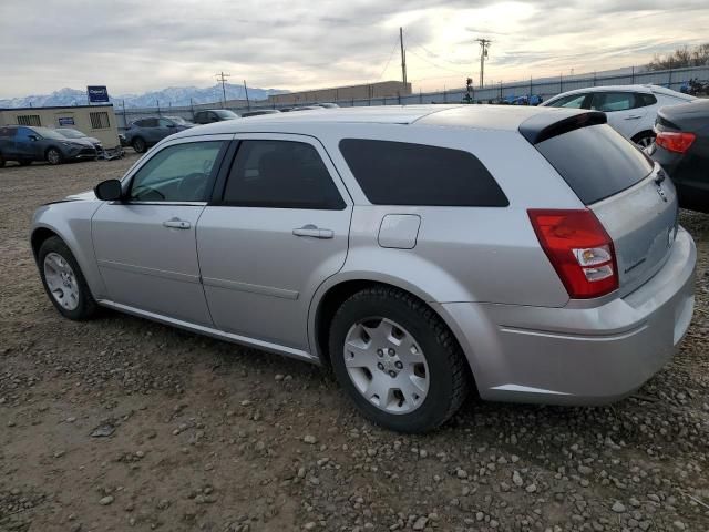 2006 Dodge Magnum SE