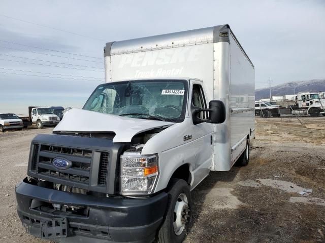 2023 Ford Econoline E350 Super Duty Cutaway Van