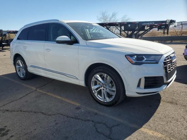 2020 Audi Q7 Premium Plus